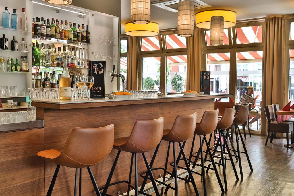 בנסהיים Hotel Bacchus מראה חיצוני תמונה